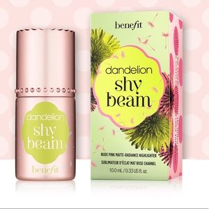 dandelion shy beam liquid highlighter by Benefit